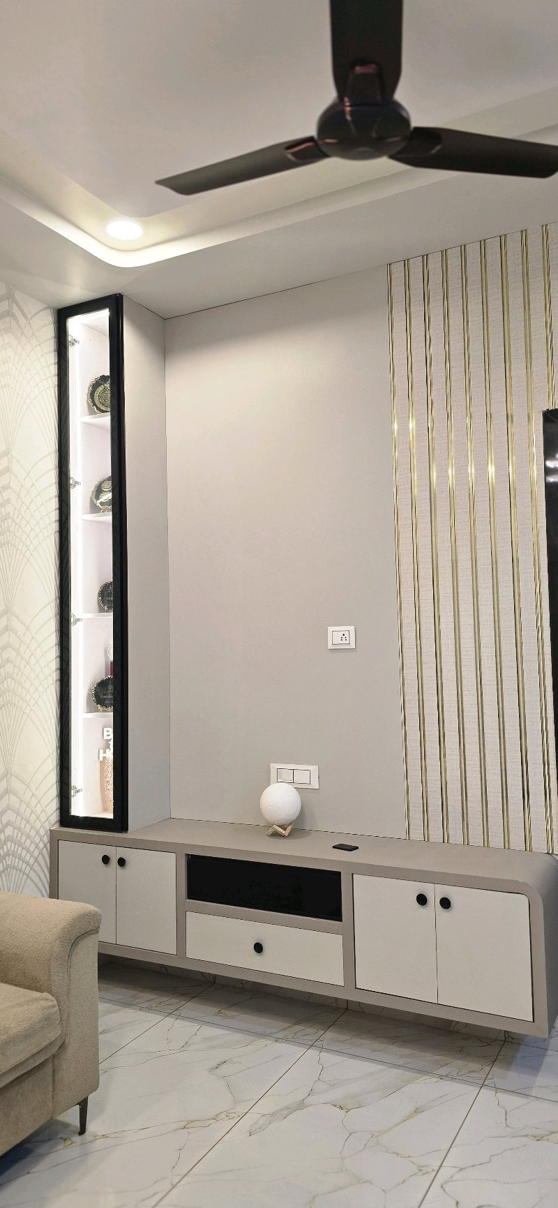 BHARUCHI INTERIOR HOME - Tv Unit: 1780413616506_compressed in India