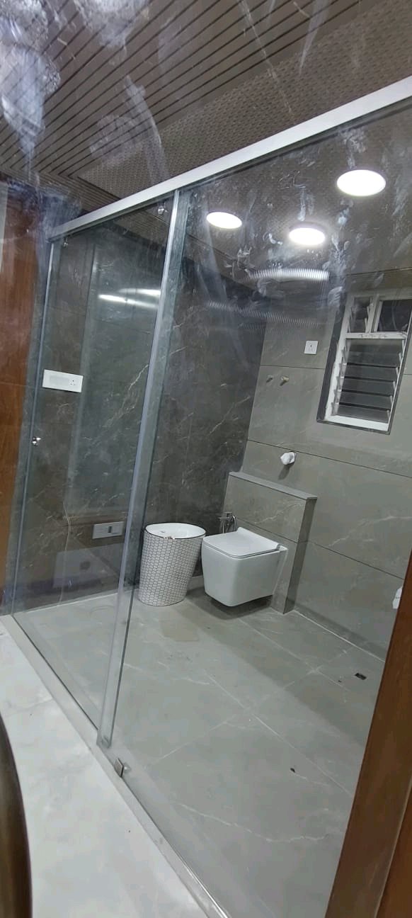 Vishwakarma Alluminium And Glass - 12mm Tafan Glass: 1784655733119_compressed in India