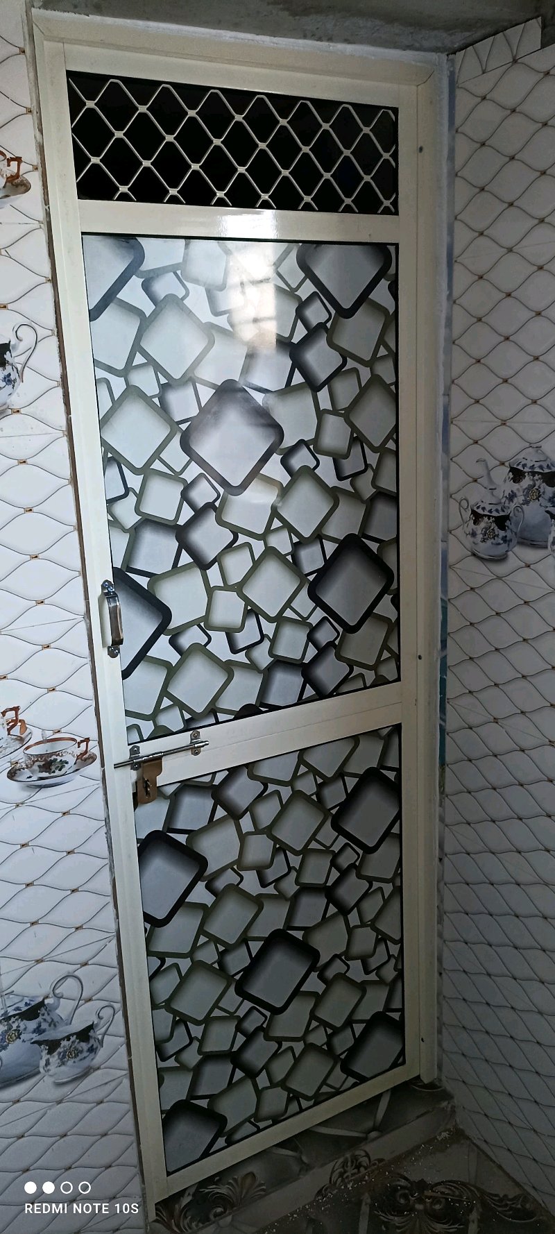 Vishwakarma Alluminium And Glass - Alluminium Door: 1784655444061_compressed in India