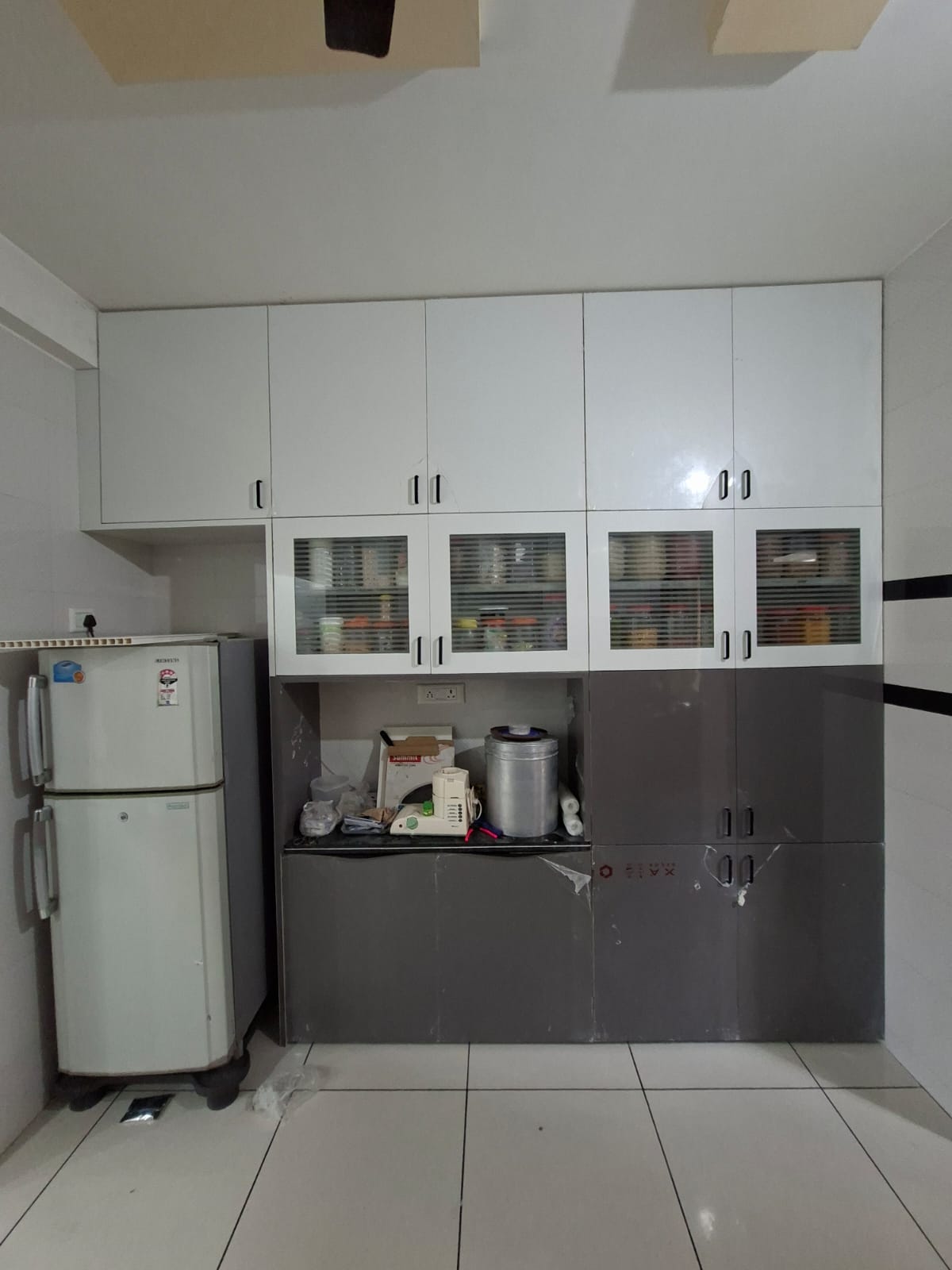 KHODAL FURNITURE - Kitchen Cupboard: kk1 in India