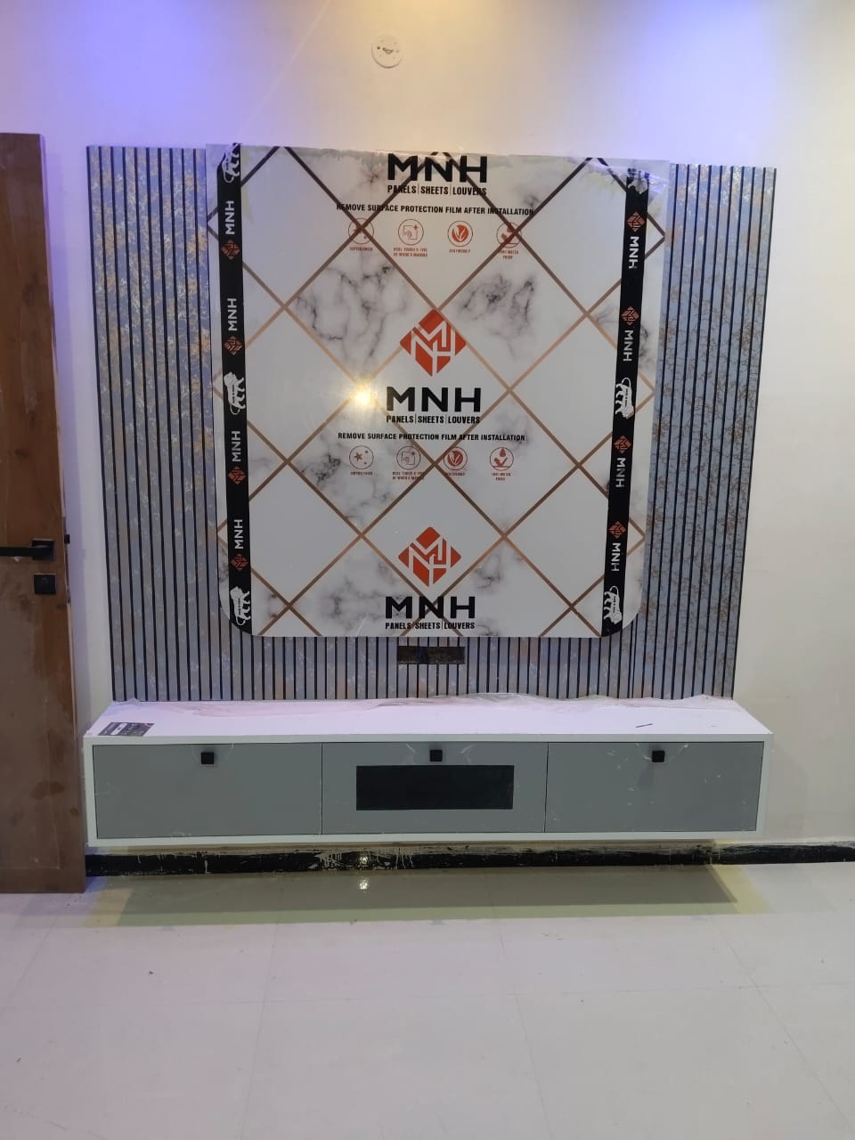 KHODAL FURNITURE - Modern Tv Unit craftsmanship sample in India (Photo 3)