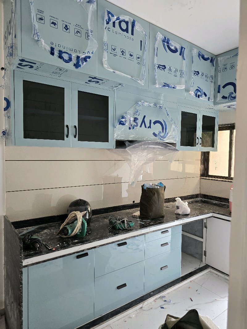 APESHWER KITCHEN POINT & ALUMINIUM - Kitchen (pvc+pvc High Glossy Laminet): 1778505104896_compressed in Navsari